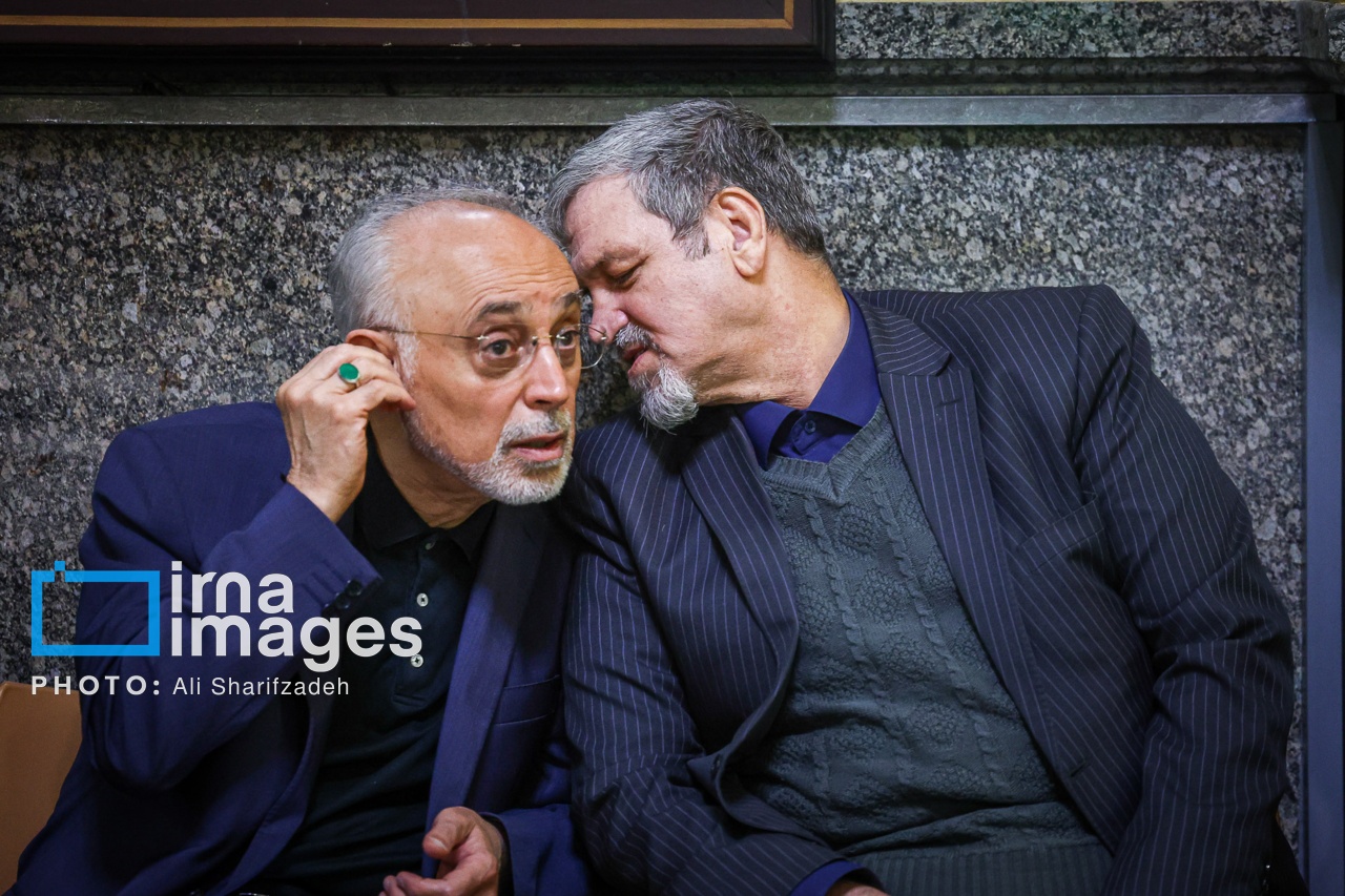 تصاویر: مراسم ترحیم شهید «کمال خرازی»