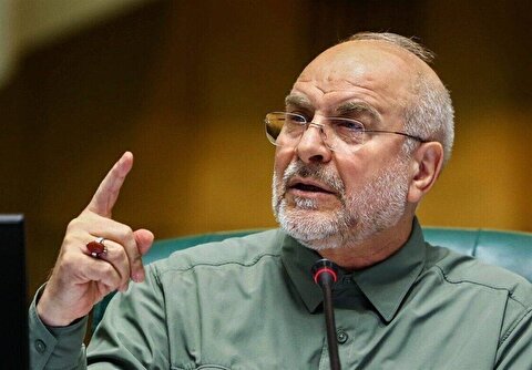 قالیباف: دشمن می‌خواست مین‌روب در تنگه هرمز بفرستد که ما محکم ایستاده و برخورد کردیم/ به هیأت آمریکایی در پاکستان گفتم که اگر مین‌روب آن‌ها از مکان خود ذره‌ای جلوتر برود، قطعا به آن شلیک می‌کنیم؛ گفتند ۱۵ دقیقه به ما وقت دهید، سپس دستور دادند و برگشت/ الان آمریکایی‌ها چند روز است که محاصره کرده‌اند، یعنی همه عبور کنند و ایران نکند؛ عجب تصمیم ناشیانه و از روی نادانی‌ای