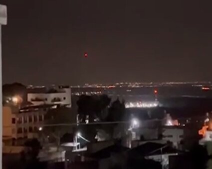 ویدیو / اصابت موشک ایرانی به تل‌آویو، کریات گات و اشکلون در اسرائیل