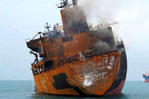 شورای دفاع: با هر گونه تلاش برای تعرض به جزایر ایرانی، کلیه معابر وصولی و خطوط مواصلاتی در خلیج فارس، مین‌ریزی می‌شود/ در آن صورت عملاً کل خلیج‌ فارس برای مدت‌ طولانی وضعیتی مشابه تنگه هرمز را پیدا خواهد کرد و مسدود می‌شود/ تنها راه عبور از تنگه‌ هرمز برای کشورهای غیر متخاصم، هماهنگی با ایران است