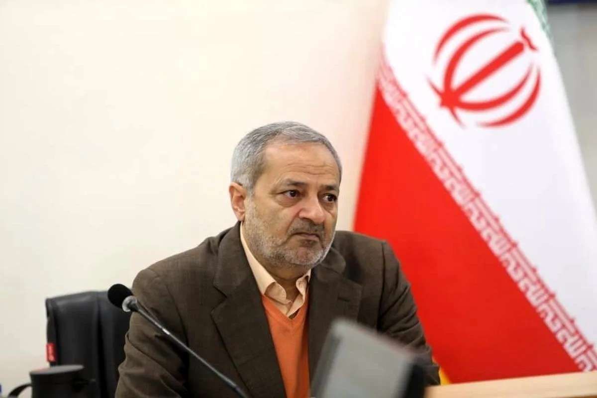 وزیر آموزش و پرورش: برنامه‌ای برای آموزش حضوری نداریم/ فعلا آموزش‌ها به صورت مجازی ادامه خواهد داشت/ هر گونه تصمیم برای بازگشایی، با هماهنگی نهاد‌های ذی‌ربط و در نظر گرفتن آرامش دانش آموزان و معلمان اتخاذ می‌شود