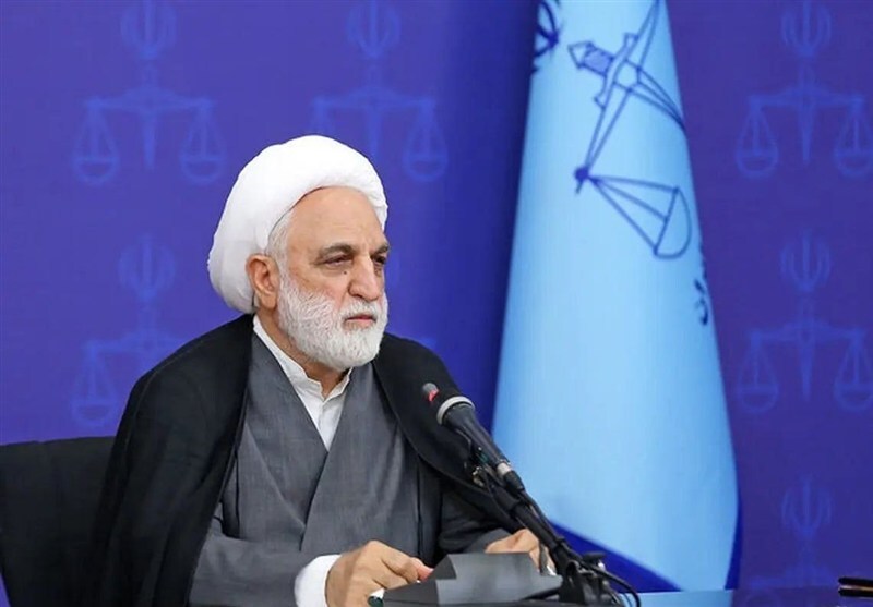 رئیس قوه قضائیه: ایران در نبرد با آمریکا و رژیم صهیونیستی، سر سوزنی از خواسته‌ها و سیاست‌های کلی خود کوتاه نخواهد آمد