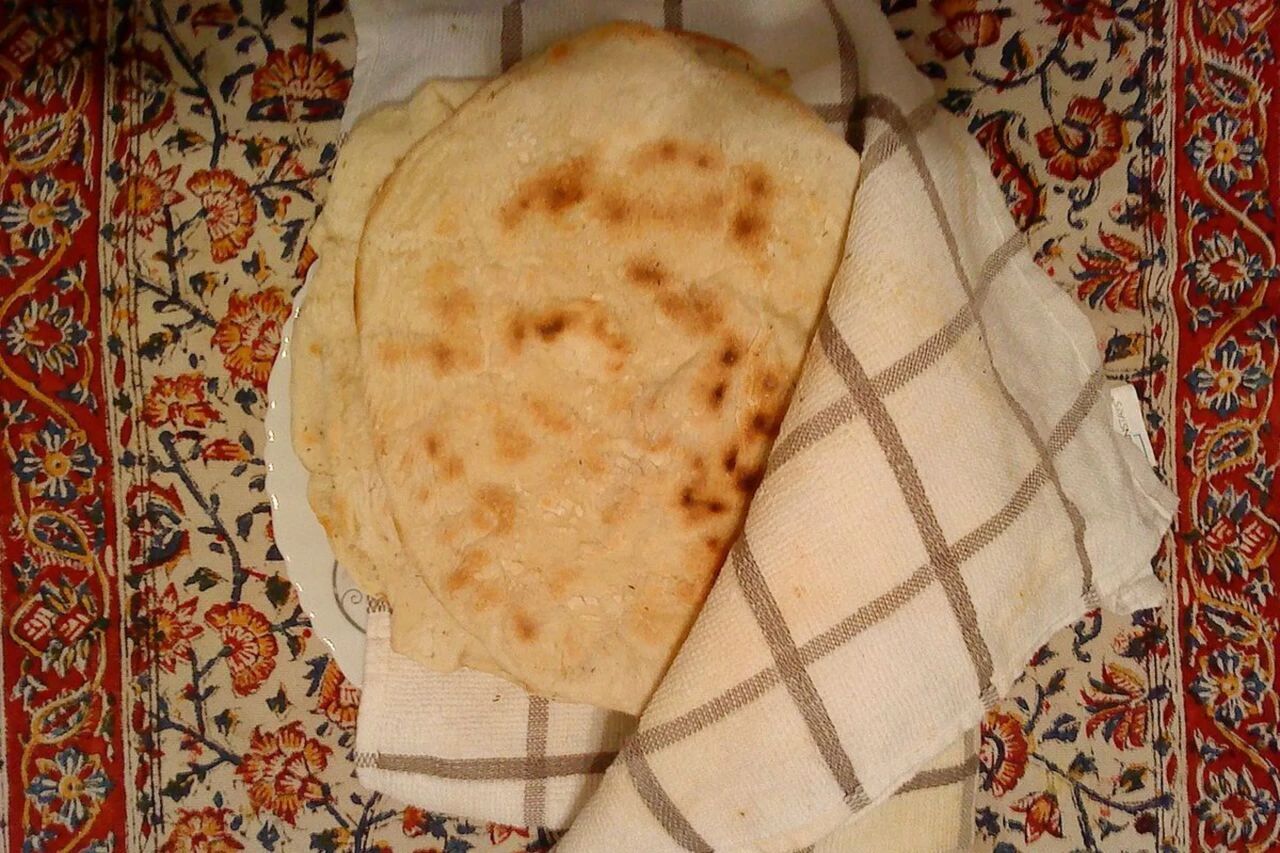 چرا مصرف نان حتی بدون پر خوری می‌تواند موجب چاقی شود؟