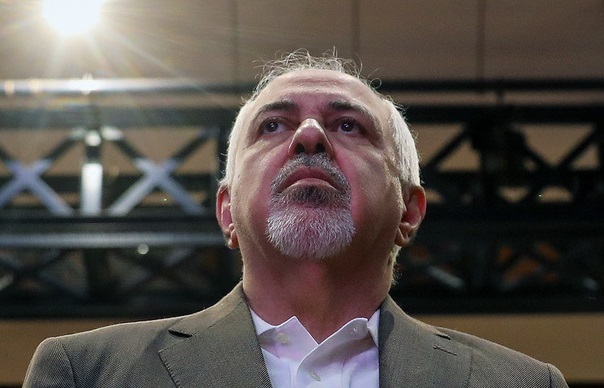 ظریف: شهید خرازی در پیگیری امور کشور جدیت، اخلاص و شهامت مثال‌زدنی داشت و نگران حرف دیگران نبود/ در این روزها انسانهای بزرگی از دست دادیم که سرسلسه این انسانهای بزرگ مقام معظم رهبری بودند که خسران بزرگی است