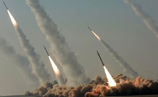 مهر: وقوع چند انفجار در اطراف اصفهان/ سخنگوی وزارت خارجه: هیچ مذاکره‌ای بین ایران و ایالات متحده در جریان نیست/ تلگراف: ایران از مذاکره با ویتکاف و کوشنر خودداری و آن‌ها را به خیانت متهم کرده/ قرارگاه خاتم‌ خطاب به آمریکا: اسم شکست خود را توافق نگذارید/ کانادا: جهان با بزرگ‌ترین اختلال در تأمین انرژی در تاریخ مواجه است