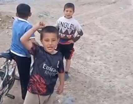 ویدیو / دعای کودکان تاجیک برای پیروزی ایران