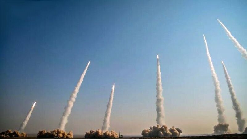 مشاور فرمانده کل سپاه: پس از اغتشاشات می‌دانستیم که دشمن قصد حمله دارد؛ دیپلمات‌ها وظیفه خود را انجام دادند و ما نظامیان سناریوها را چیدیم