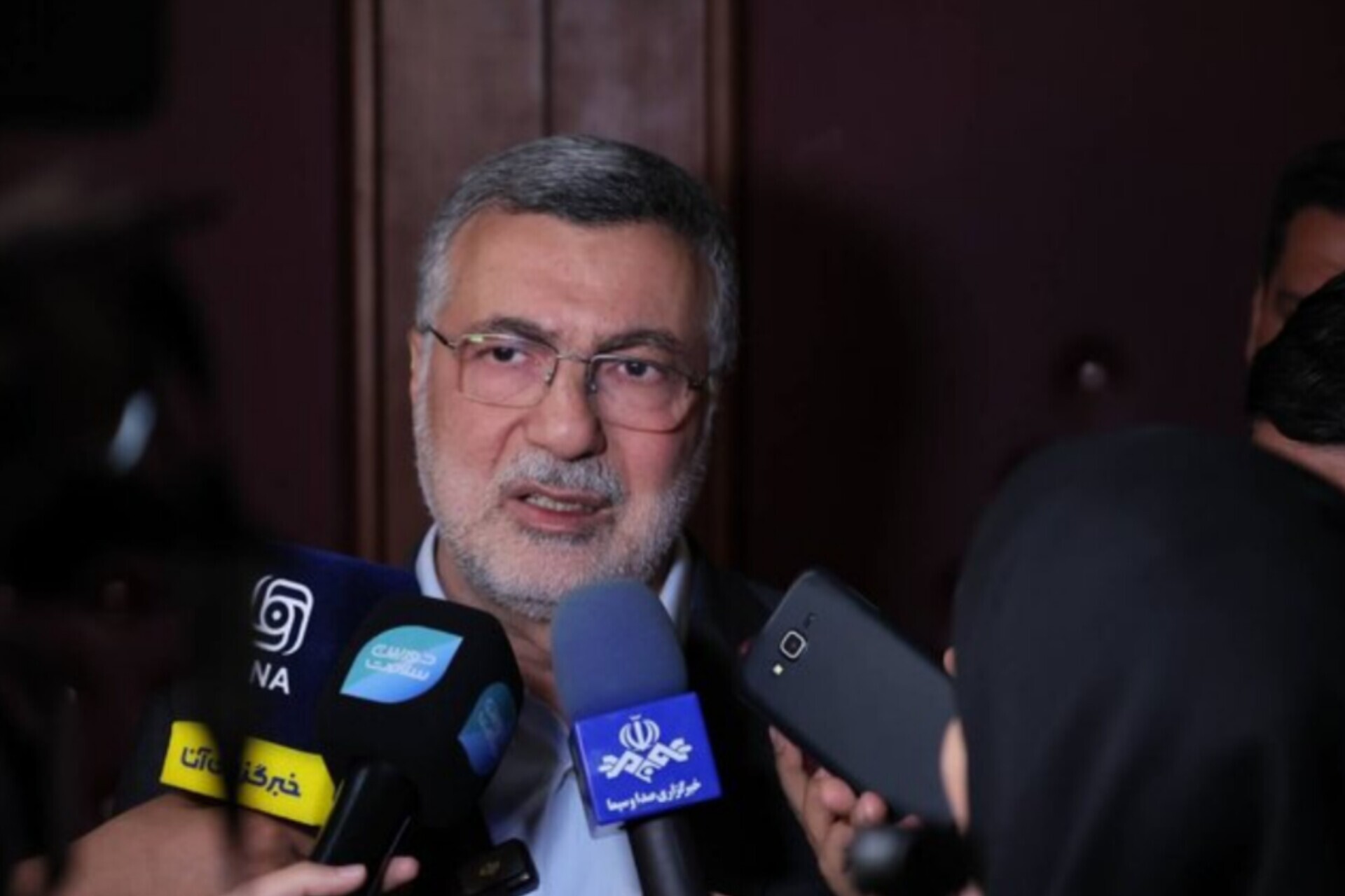 وزیر بهداشت: انستیتو پاستور حداقل ۳ هزار میلیارد تومان خسارت دیده؛ آزمایشگاه‌ها، تجهیزات و ساختمان‌های آن آسیب دیده/ بازسازی سریع این مرکز را دنبال می‌کنیم