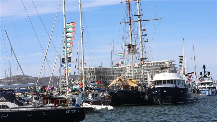 ادعای ارتش صهیونیستی: ۲۱ کشتی ناوگان «الصمود» در مسیر حرکت به سمت غزه توقیف شده‌اند