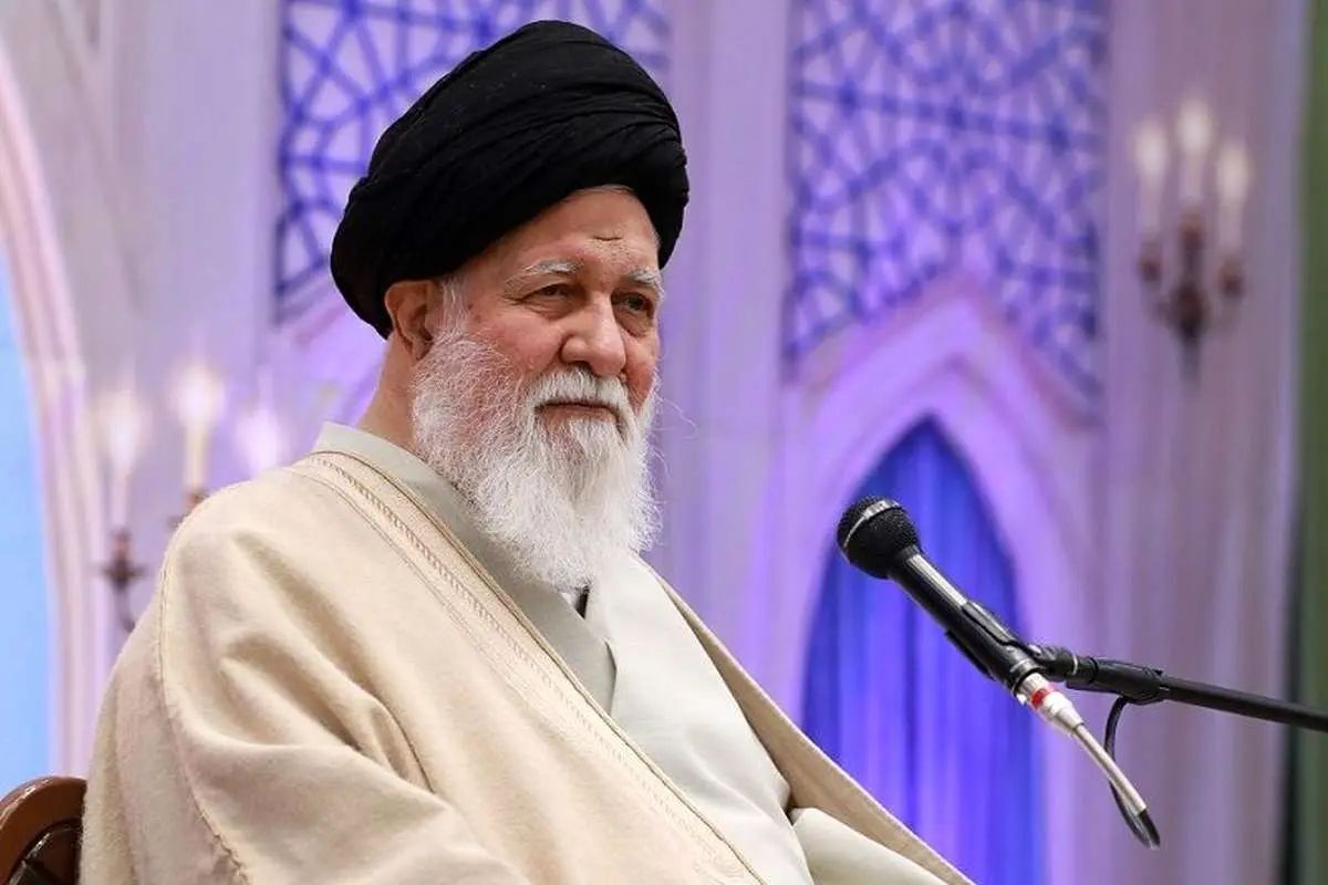 علم‌الهدی: ما نمی‌توانیم با چنین موجودی (آمریکا) در دنیا زندگی کنیم و بسازیم