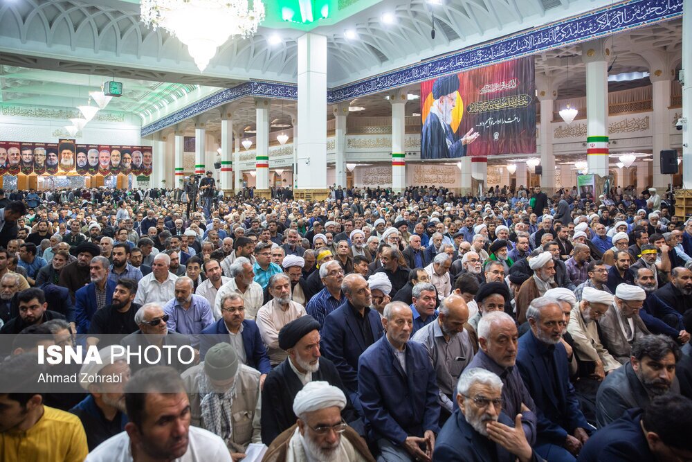 تصاویر: مراسم چهلم شهادت دکتر علی لاریجانی - حرم حضرت فاطمه معصومه(س)