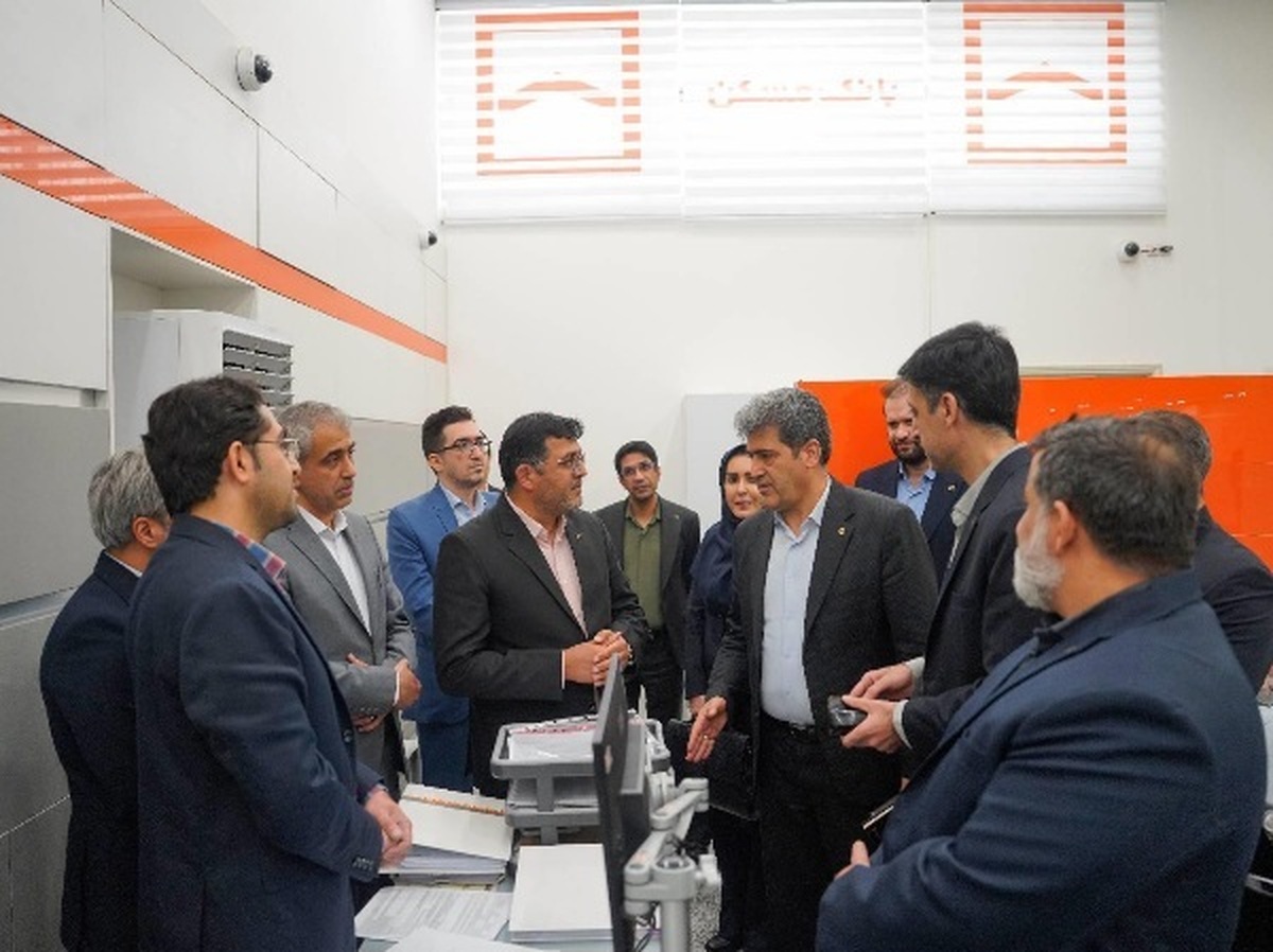 با حضور عضو هیات مدیره بانک رقم خورد

تکمیل زنجیره خدمات پولی و مالی در شعب بانک مسکن