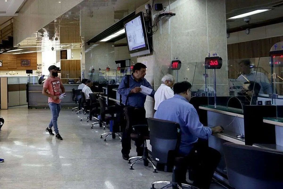 استاندار: حضور کارکنان ادارات تهران، از شنبه صددرصدی شد