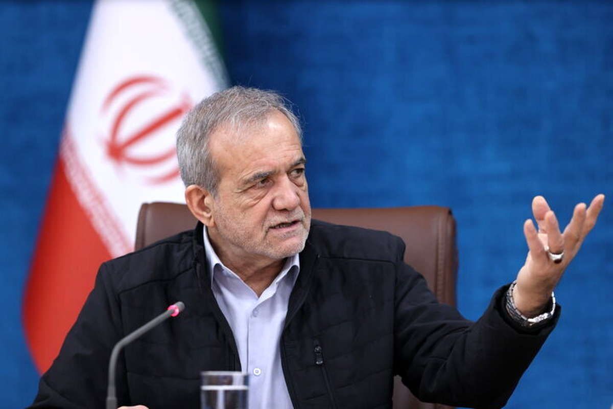 پزشکیان: سپاه توانسته معادلات دشمنان را بر هم بزند و به‌ عنوان سپری استوار، از آرمان‌های انقلاب و کیان ایران صیانت کند