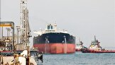 آسوشیتدپرس: از زمان تشدید محدودیت‌های دریایی آمریکا در خلیج فارس، بیش از ۱۰ میلیون بشکه نفت ایران از این منطقه خارج شده