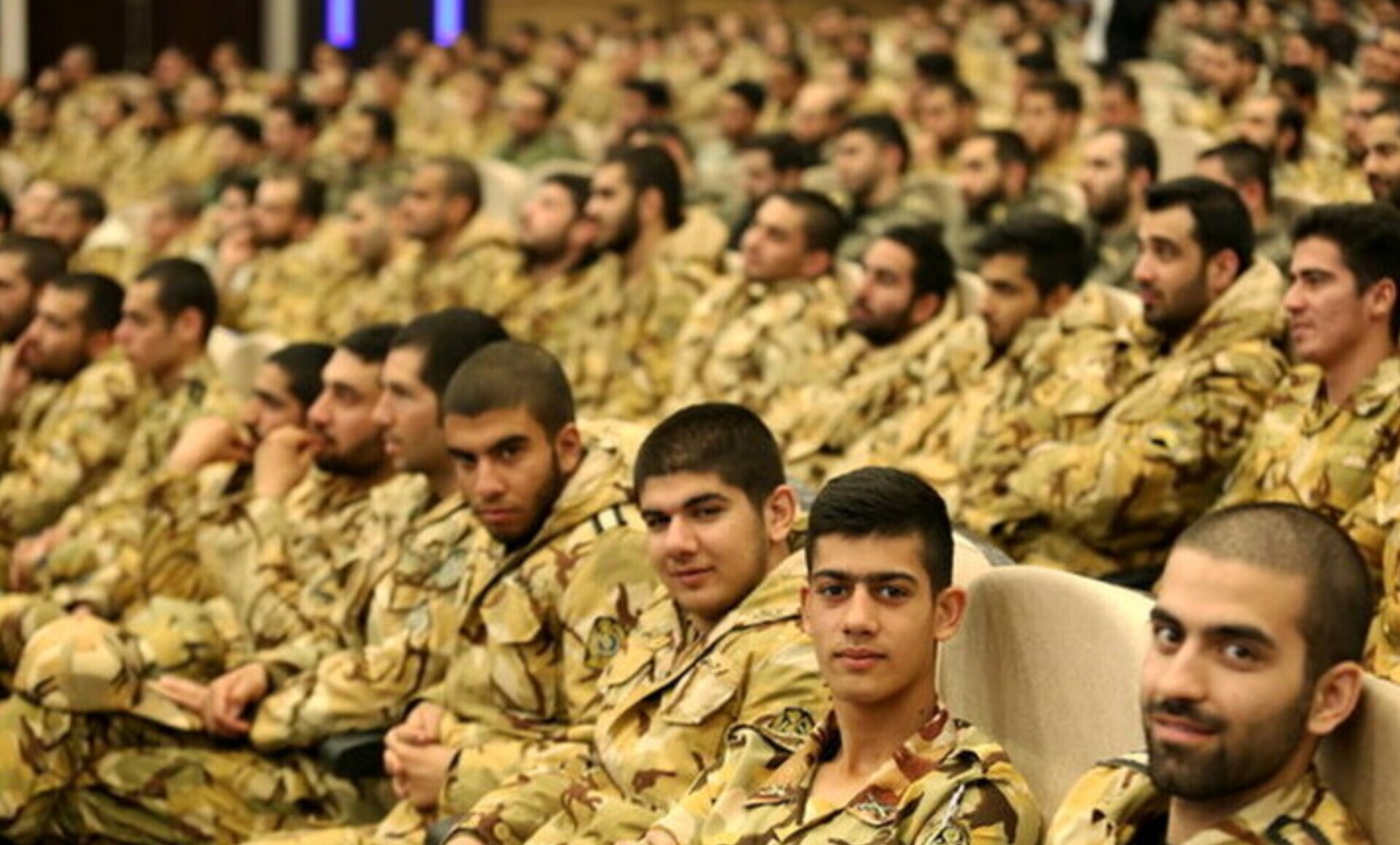 دوازدهمی‌ها تا چند سالگی از «سربازی» معاف هستند؟/ آموزش و پرورش: اگر کنکور امسال به تعویق بیفتد، احتمال اینکه نظام وظیفه برای سال بعد مهلت شرکت در آن را تمدید کند، بسیار زیاد است
