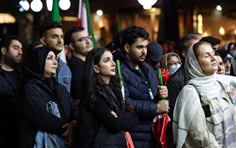 سخنگوی وزارت کشور: سیاست رسمی نظام و وزارت کشور جلوگیری قاطع از هر شعار، سخنرانی و اقدامی است که باعث اختلال در انسجام می‌شود/ در این خصوص، سعی کنیم که جلوتر یا عقب‌تر از رهبر انقلاب حرکت نکنیم/ [برای حفظ انسجام]، هماهنگی با کسانی که تجمعات را مدیریت می‌کنند، انجام شده و به استانداران ابلاغ شده/ از کسی که نماینده مجلس است، توقع بیشتری می‌رود که رعایت کند