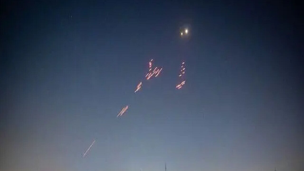 مهر: پدافند کیش به منظور انجام آزمایش‌های دوره‌ای فعال خواهد شد؛ مردم نگران نباشند