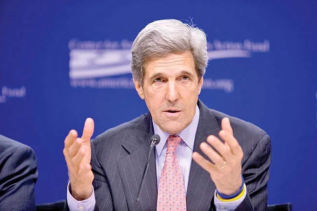 جان کری، وزیر خارجه اسبق آمریکا: حداکثر چیزی که ترامپ می‌تواند به دست آورد این است که ایران را به آنچه پیشتر قبول کرده بودند (توافق قبلی که ترامپ در دوره اول ریاست‌جمهوری‌اش لغو کرد) راضی کند/ این مضحک بودن موقعیتی را که در آن گرفتار شده‌ایم تأیید می‌کند