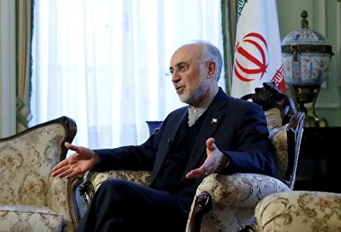 علی‌ اکبر صالحی: قصد ما عدول از آرمان‌ها نیست، اما باید با زبان بین‌المللی، ملت را از این بحران خارج کرد / قرآن می‌گوید افلا یعقلون؛ افلا یتدبرون؛ افلا یتفکرون؛ بر این مبنا باید حرکت کنیم