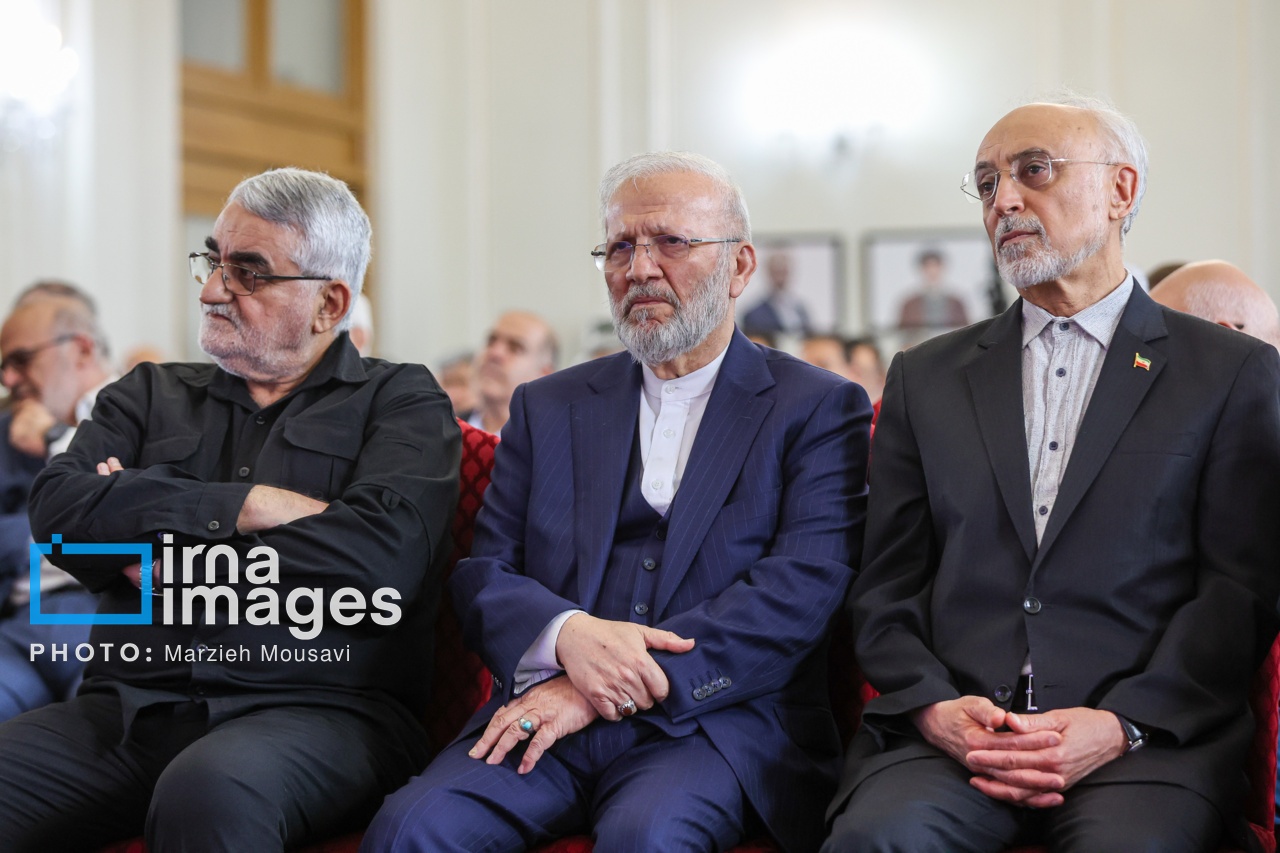 تصاویر: بزرگداشت وزیران شهید امور خارجه
