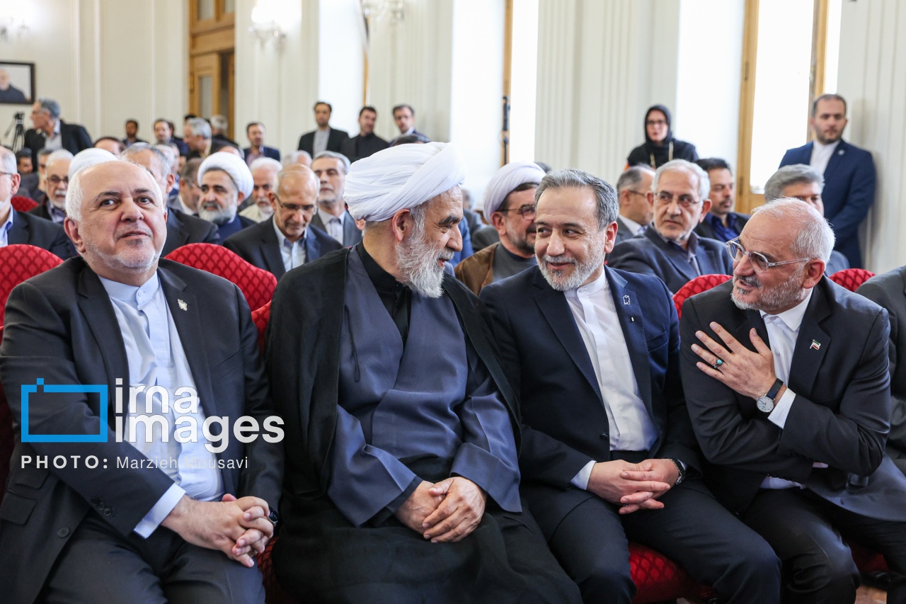 تصاویر: بزرگداشت وزیران شهید امور خارجه