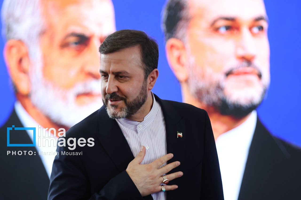 تصاویر: بزرگداشت وزیران شهید امور خارجه