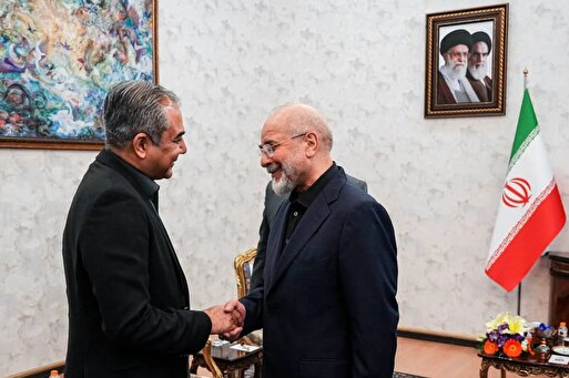 الجزیره به نقل از مقام ایرانی: صدور دستوری که بر اساس آن ذخایر اورانیوم باید در داخل ایران باقی بماند، حقیقت ندارد/ نفت ۱۰۷.۱۵ شد/ منابع داخلی: متن ارسالی [از سوی آمریکا] به میزانی شکاف‌ها را کم کرده/ الجزیره به نقل از منبع پاکستانی: ایران زمان خواسته‌ تا درخواست‌های آمریکا برای مذاکره را بررسی کند/ عاصم منیر هنوز در پاکستان است؛ سفر او به ایران بستگی به نتایج سفر وزیر کشور دارد