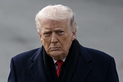 نیویورک‌تایمز: ترامپ با نزدیک شدن به ضرب‌الاجل ۶۰ روزه برای پایان دادن به جنگ، با فشار فزاینده‌ای از سوی کنگره روبه‌رو می‌شود/ او پس از این دوره، ۳ گزینه دارد: می‌تواند از کنگره مجوز رسمی برای ادامه عملیات درخواست کند، خروج نیروها را آغاز کند یا به تمدید ۳۰ روزه دیگری متوسل شود که محدود به تضمین خروج ایمن نیروها است