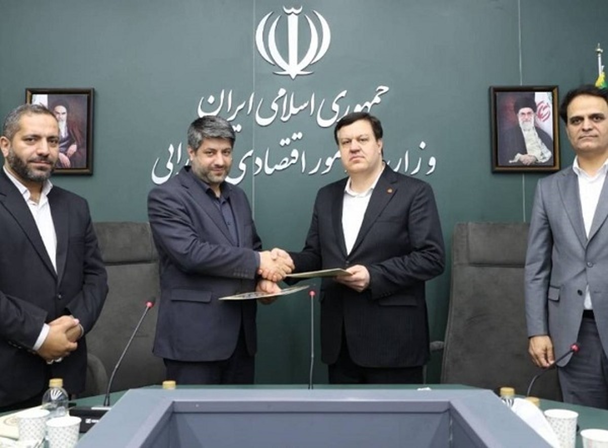 حمایت بانك ملت از بنگاه های اقتصادی آسیب دیده از جنگ تحمیلی - قرارداد عاملیت پرداخت حقوق و سرمایه در گردش بنگاه های اقتصادی با حضور معاون وزیر اقتصاد و مدیرعامل بانك ملت منعقد شد