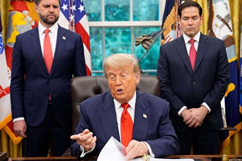 کارشناس الجزیره: واشنگتن با «آخرین برگ خود» ریسک می‌کند/ توسل آمریکا به محاصره اقتصادی لزوماً به معنای کارآمدی آن نیست/ دولت ایالات متحده در وضعیت سردرگمی به سر می‌برد/ قدرت نظامی پیش از استفاده کارآمدتر است، زیرا آشکار شدن دامنه واقعی‌اش، آن را به برگ رو شده‌ای با تأثیری محدود تبدیل می‌کند