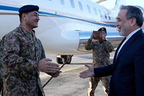 العربیه به نقل از منبع ایرانی: عراقچی درخواست‌های ایران را به پاکستان تحویل داد/ به اسلام‌آباد گفته شد که به بند‌های ده‌گانه پایبند هستیم/ بر لزوم پایان دادن به تهدیدها و محاصره نیز تاکید شد