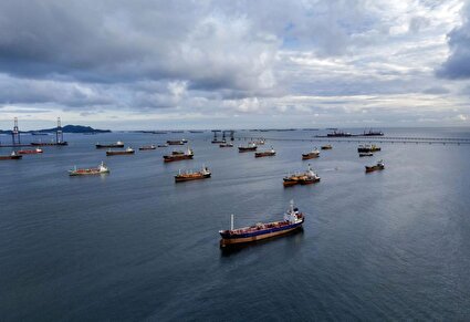 ببینید/ تصاویر تازه از کشتی‌های توقیف‌ شده توسط سپاه در تنگه هرمز