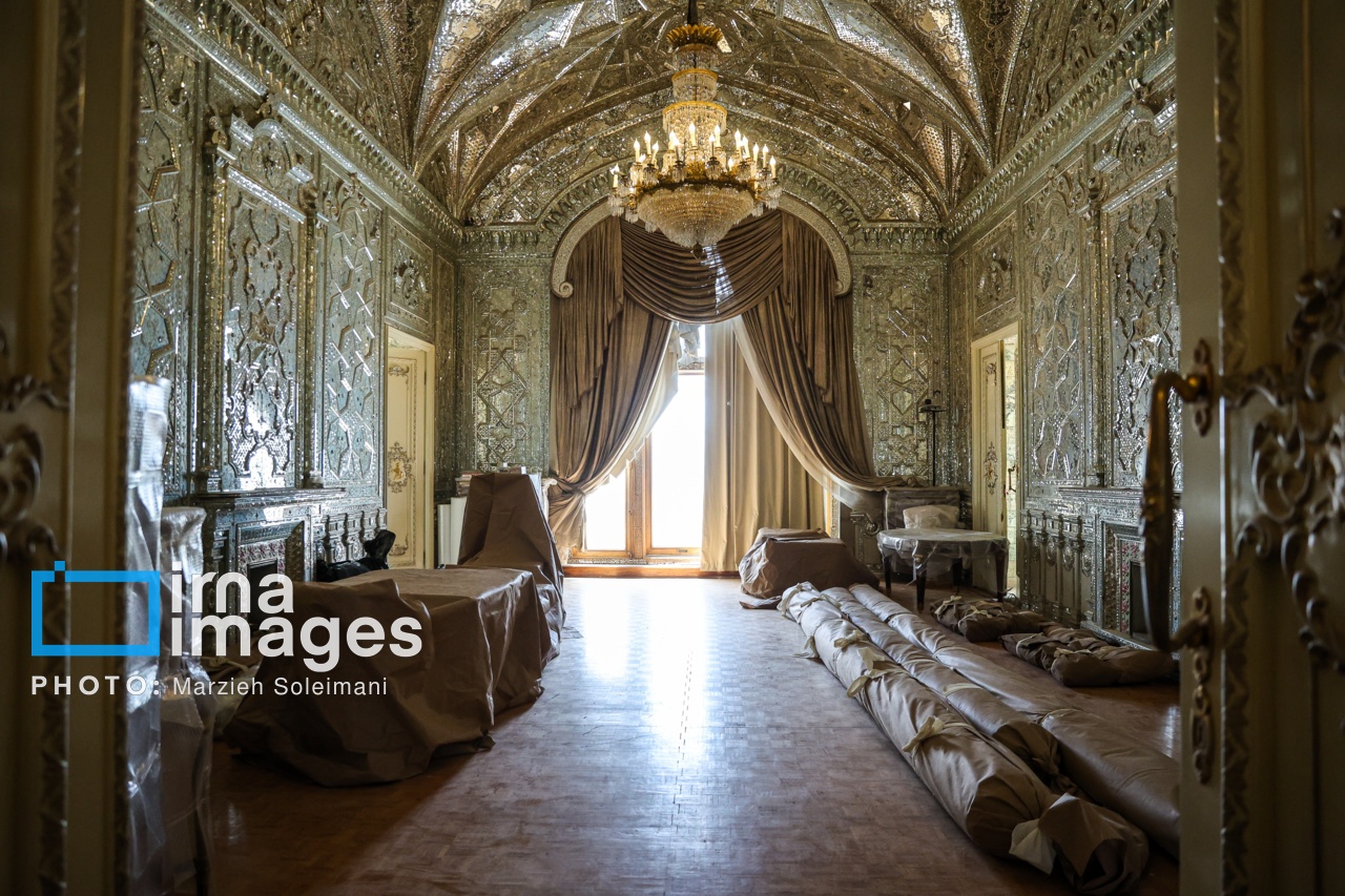 تصاویر: خسارات برجا مانده از جنگ رمضان در کاخ سعدآباد