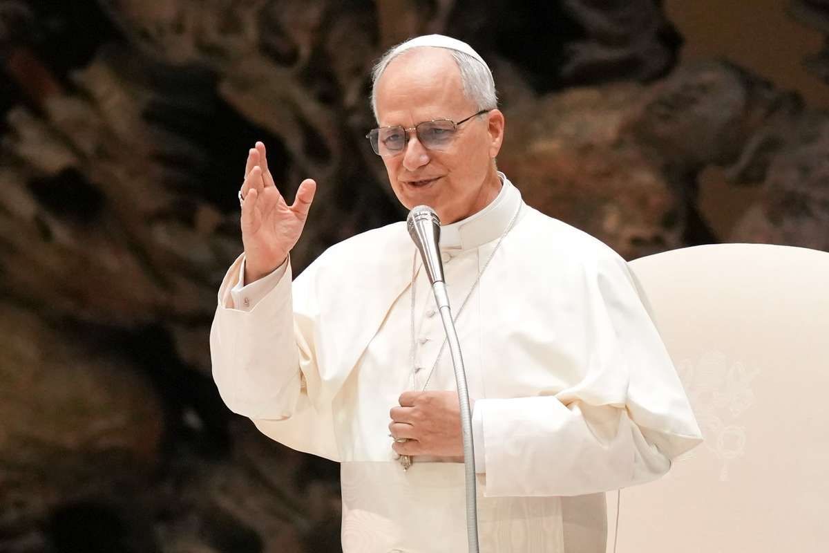 پاپ: کسانی که جنگ به راه می‌اندازند و منابع زمین را غارت می‌کنند، آینده صلح‌آمیز بشریت را می‌ربایند