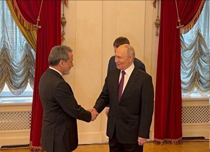 ببینید / تصاویری از دیدار عراقچی با پوتین رئیس جمهور روسیه