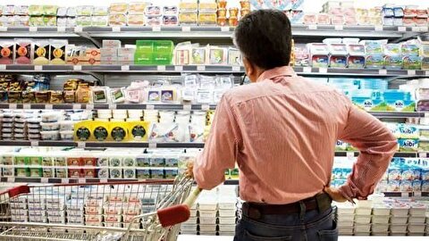 مرکز آمار: تورم نقطه به نقطه فروردین ماه ۷۳.۵ درصد شد / تورم نقطه‌ای خوراکی‌ها به ۱۱۵ درصد و کالا‌ها و خدمات به ۸۲ درصد رسید