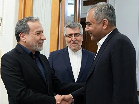 وزیر کشور پاکستان بار دیگر با عراقچی برای بررسی پیشنهاد‌ات دیدار کرد