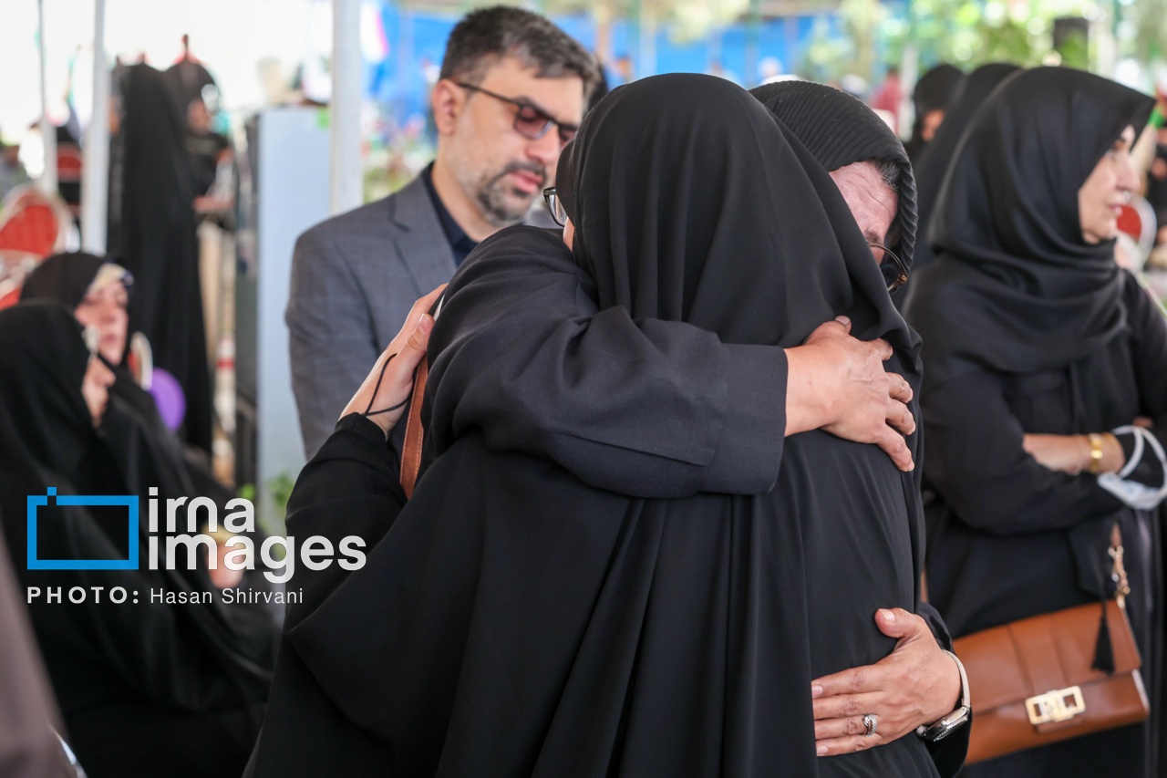 تصاویر: چهلمین روز شهادت «سیدکمال خرازی»