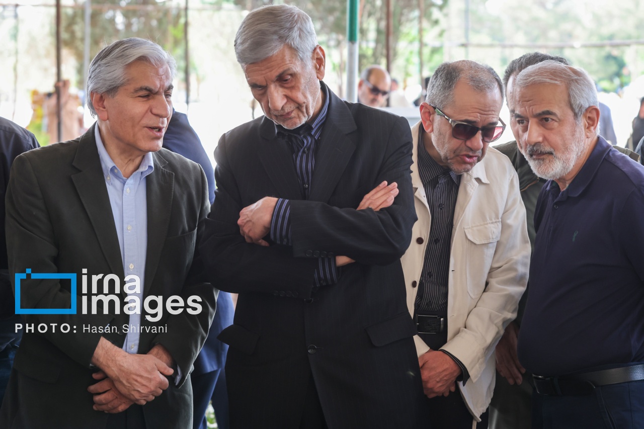 تصاویر: چهلمین روز شهادت «سیدکمال خرازی»