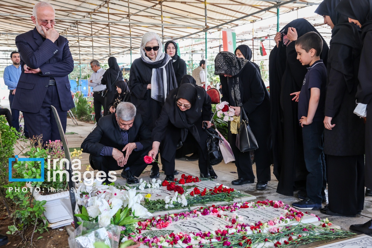 تصاویر: چهلمین روز شهادت «سیدکمال خرازی»