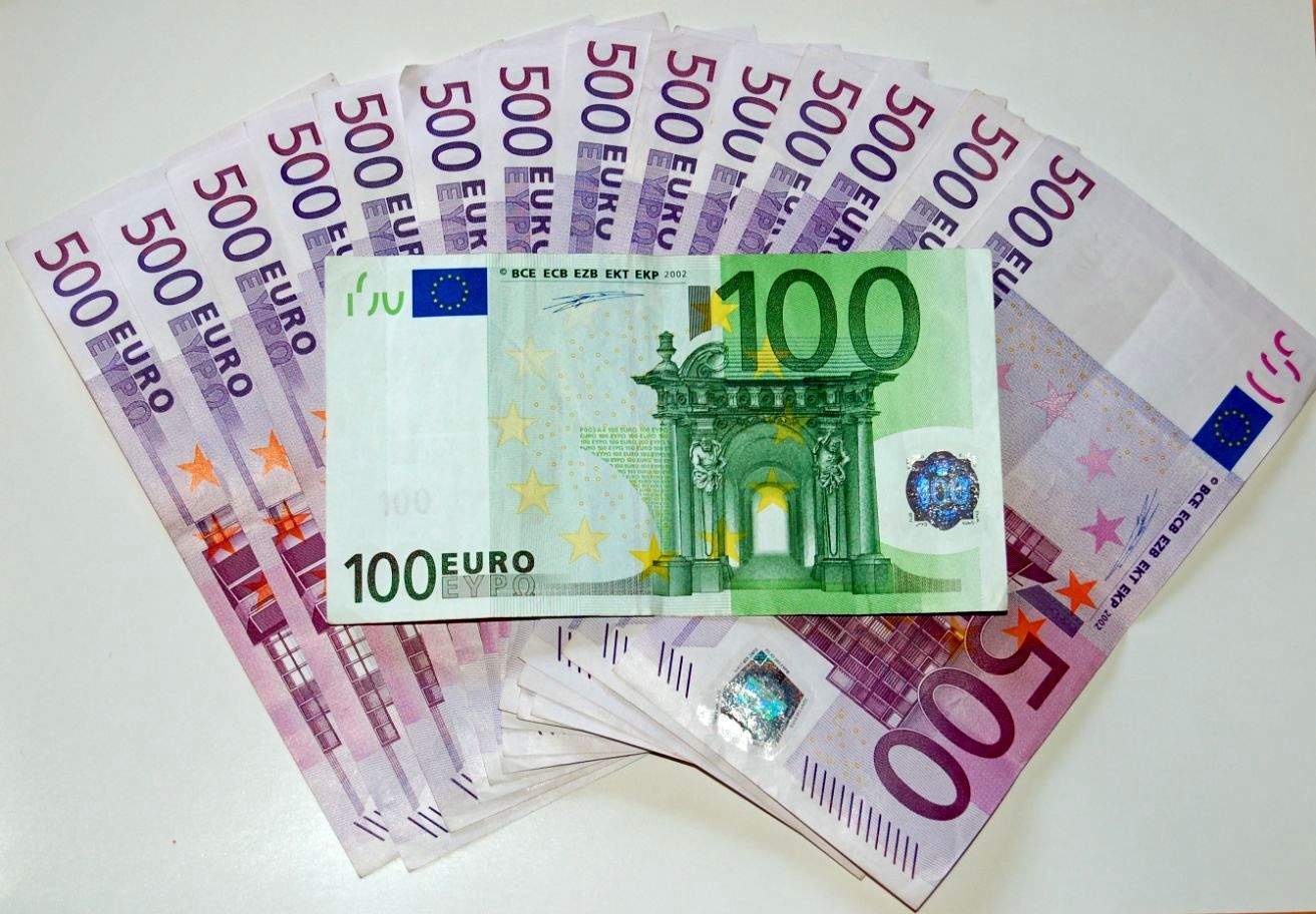 قیمت یورو، امروز یکشنبه ۹ خرداد ۱۴۰۵