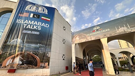سپاه: مبدا تجاوز به دکل مخابراتی جزیره سیریک هدف قرار گرفت/ کویت: پدافند هوایی در حال مقابله با حملات موشکی و پهپادی است/ ادعای ترامپ: در توافق با ایران خیلی واضح نوشته شده که آن‌ها سلاح هسته‌ای نخواهد داشت/ سناتور دموکرات: هیچ توافقی در کار نیست و تنگه بسته خواهد ماند؛ این خبر وحشتناکی است، اما بهایی است که بابت بی‌کفایتی پرداخته می‌شود