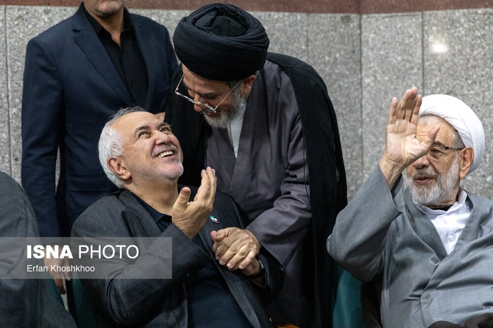 تصاویر: مراسم ترحیم خواهر «سیدمحمد خاتمی»