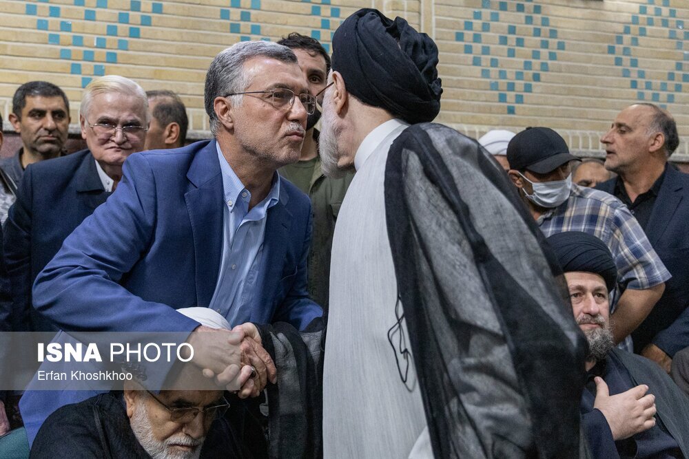 تصاویر: مراسم ترحیم خواهر «سیدمحمد خاتمی»