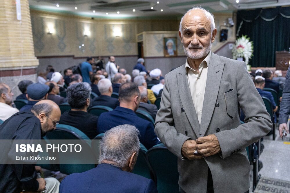 تصاویر: مراسم ترحیم خواهر «سیدمحمد خاتمی»