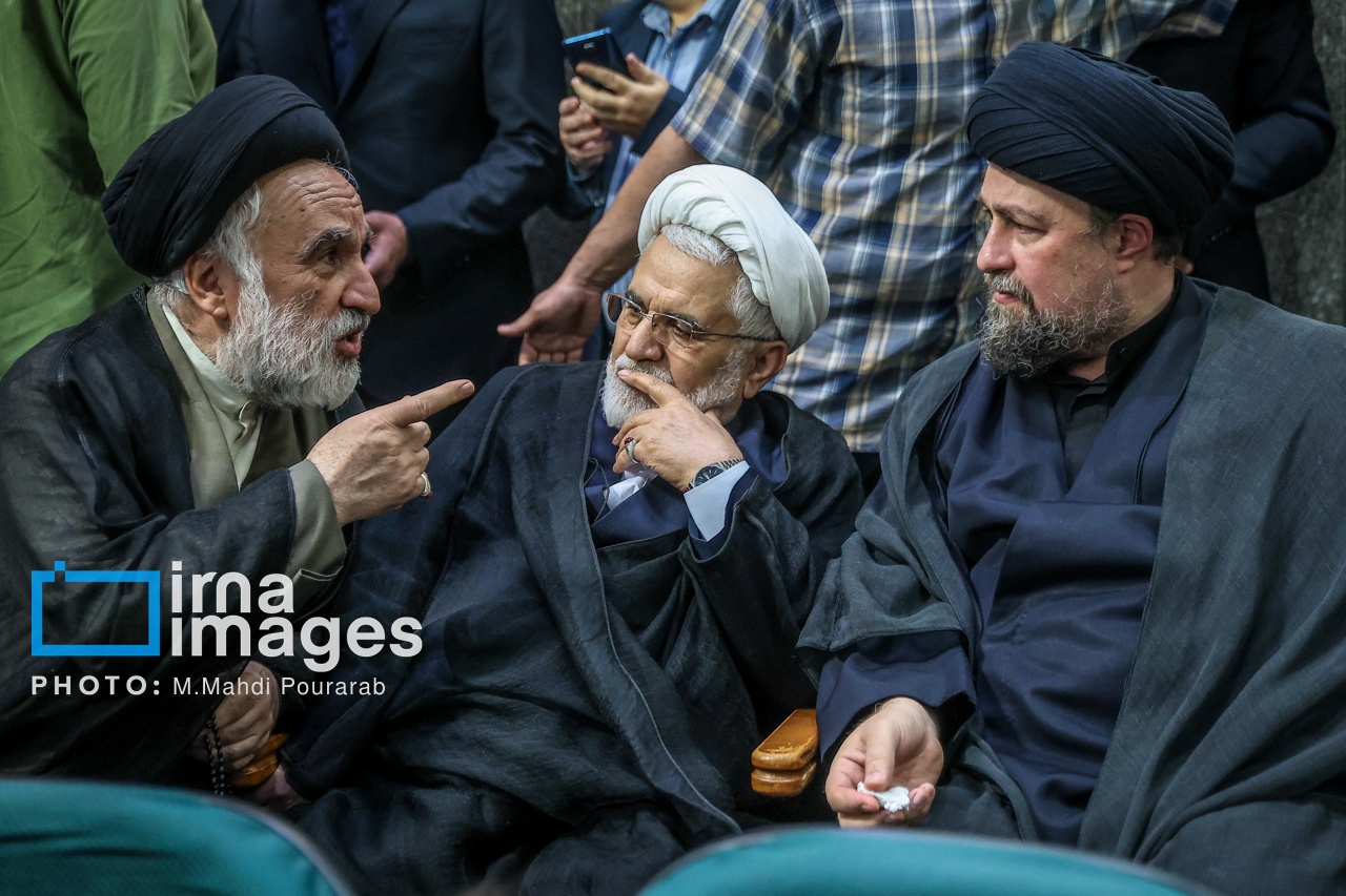 تصاویر: مراسم ترحیم خواهر «سیدمحمد خاتمی»