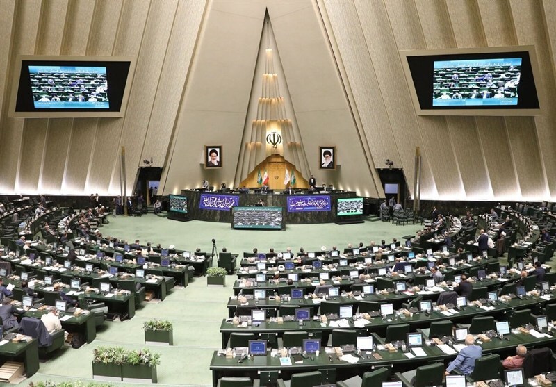 سخنگوی هیئت رئیسه مجلس: مخالفتی با برگزاری جلسات به صورت علنی نداریم/ منتظر تأیید مراجع امنیتی هستیم