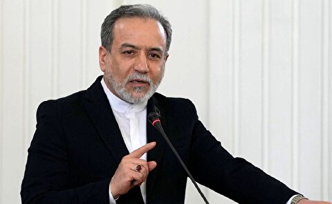 عراقچی: قطر اخیراً تلاش هایی برای ایفای نقش سازنده در زمینه مسائل مالی داشته است و به همین دلیل به همراه آقای قالیباف به دوحه سفر کردم /برادران قطری با توجه به تجربیات موجود بین ما و آنها، به ویژه در زمینه مسائل مالی کمک کردند/ ما به نتایج خوبی دست یافتیم و موضوع مشروط به تهیه همه این توافقات در چارچوب یک بسته نهایی است، اما نقش قطر مفید بود