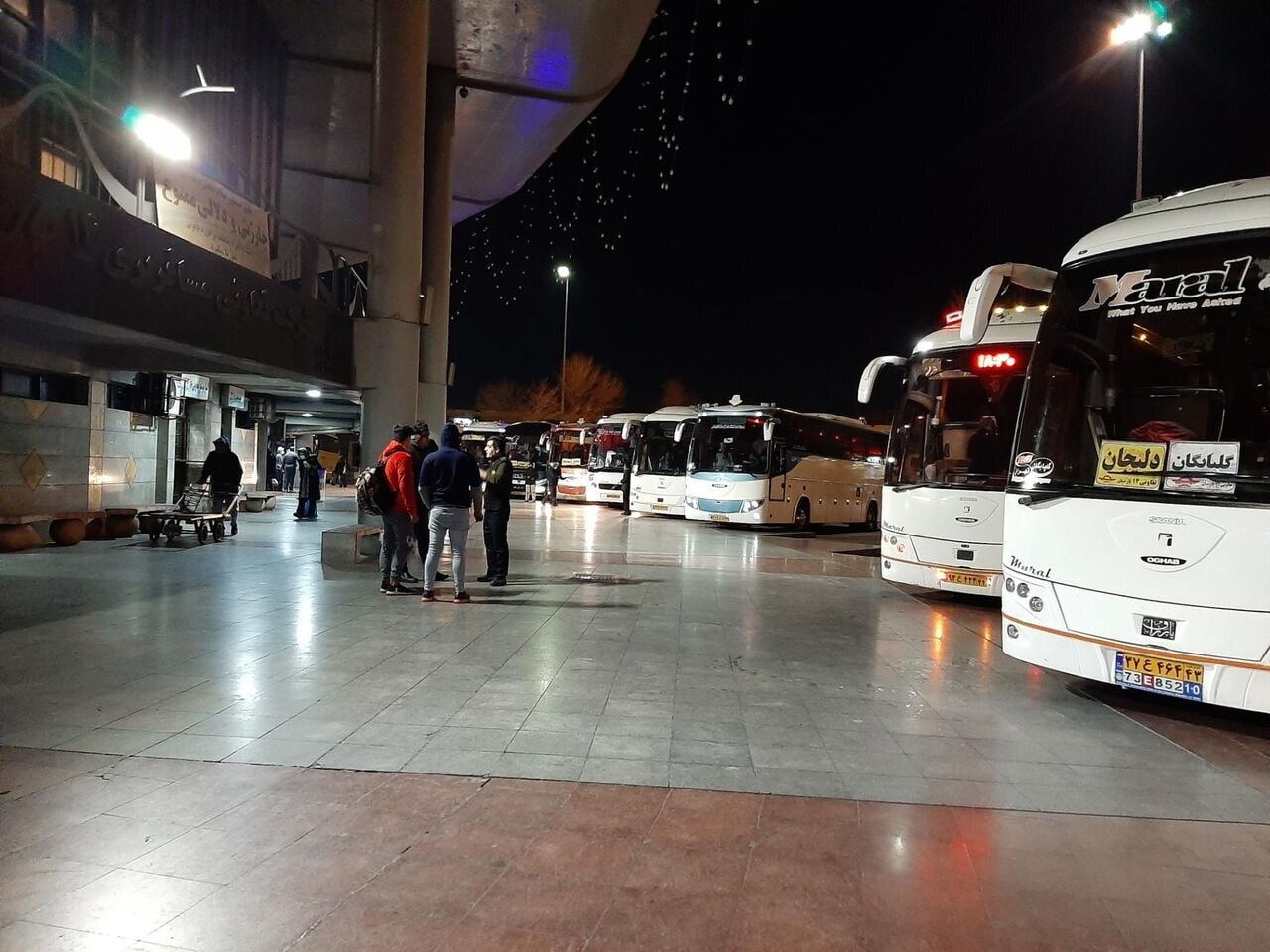 اتحادیه تعاونیهای مسافربری: رشد ۲۱ درصدی نرخ کرایه حمل و نقل عمومی جادهای از روز جاری/ نرخهای جدید شامل همه مسیرها و ناوگان مسافری، اعم از اتوبوس، میدلباس، مینیبوس، ون و سواری کرایه است